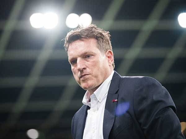 הרצוג, שים לב (אלן שיבר)