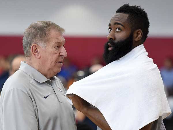 קולאנג'לו עם הארדן. מבריזנים - בחוץ (Getty)