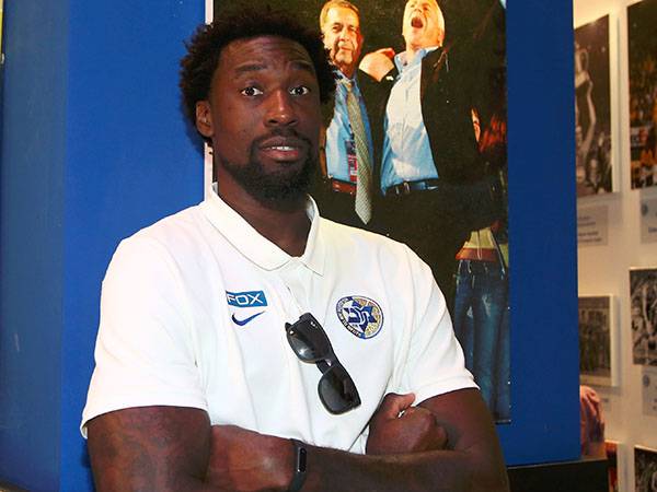 האנטר. פנים חדשות (אלן שיבר)