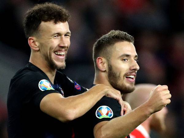 קרואטיה עדיין תלויה בעצמה. ולאסיץ' עם פרישיץ' (getty)