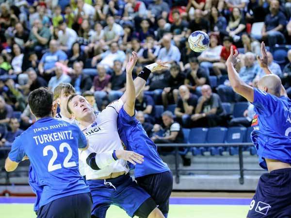 (הדר ואן קולא, איגוד הכדוריד)