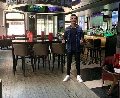 רונאלדו במלון (האינסטגרם הרשמי)