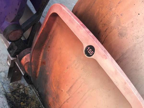 הכיסאות השרופים, היום שאחרי