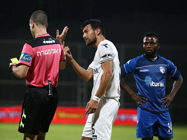 נאיביות בנס ציונה (אנצ'ו גוש, סוכנות ג'יני)