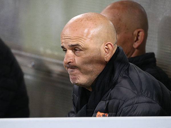 אבוקסיס לא מתרגש מהאוהדים (אנצ'ו גוש)