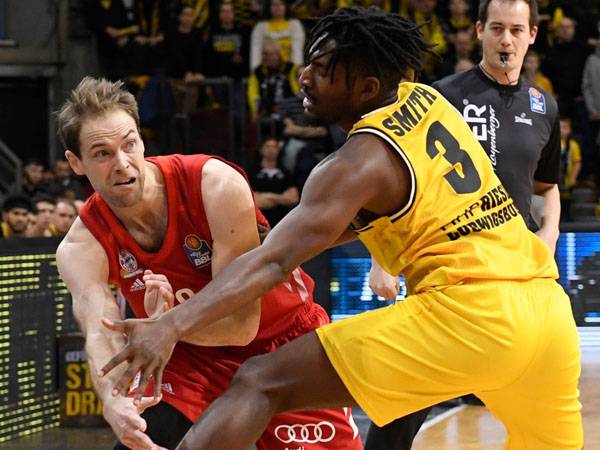 יפסידו גם למכבי? קופונן (getty)