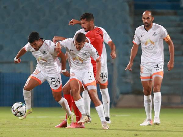 חצי שעה עברה. בינתיים, השערים הגיעו רק לעילוט (ניר קידר)