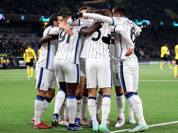 שחקני אטאלנטה חוגגים. שער חשוב (Getty)