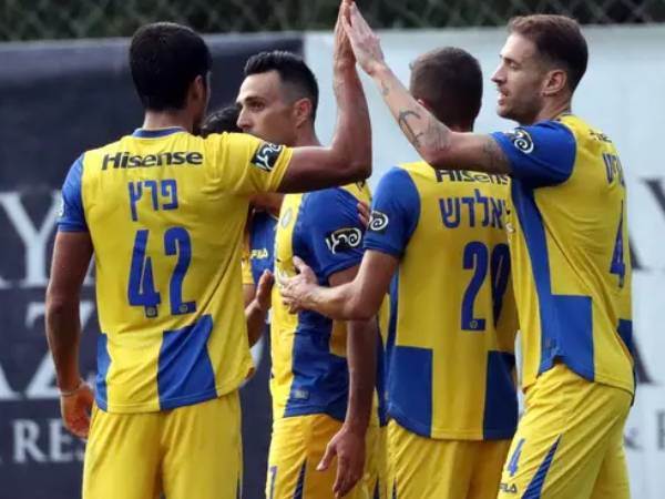 (באדיבות מכבי ת"א9