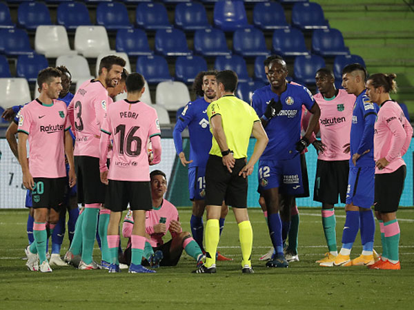 מסי על הדשא. בארסה קופחה? (Getty Images)