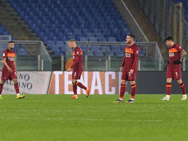 הדחה מפתיעה של רומא (getty)