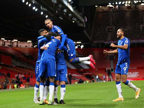 צהלה ושמחה באברטון מהשוויון הדרמטי (Getty)