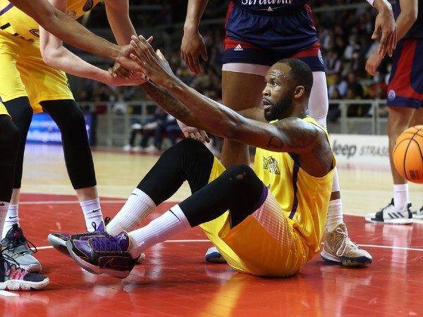 מועדון שלא נשבר (FIBA)