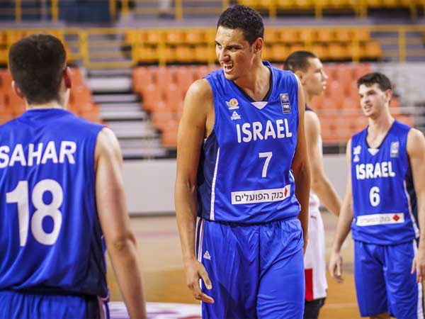 (FIBA)