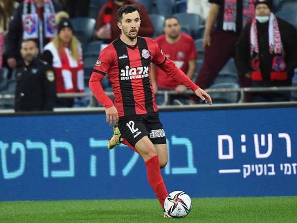 הסוכן שלו הסכים להתפשר. אוז'בולט (ברני ארדוב)
