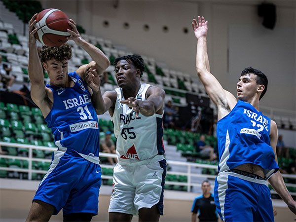 פשוט גדולים מידי (FIBA)