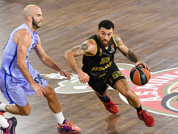 למה קלאת'ס כן מייק ג'יימס לא? (Pascal Della Zuana/Icon Sport via Getty Images)