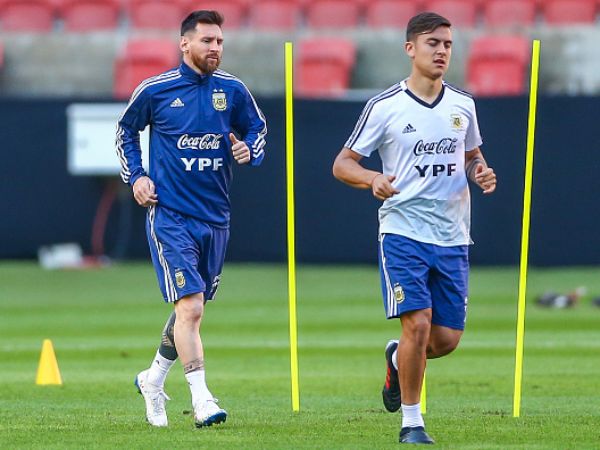 דיבאלה וחבר. ישחקו ביחד במונדיאל? (Lucas Uebel/Getty Images)