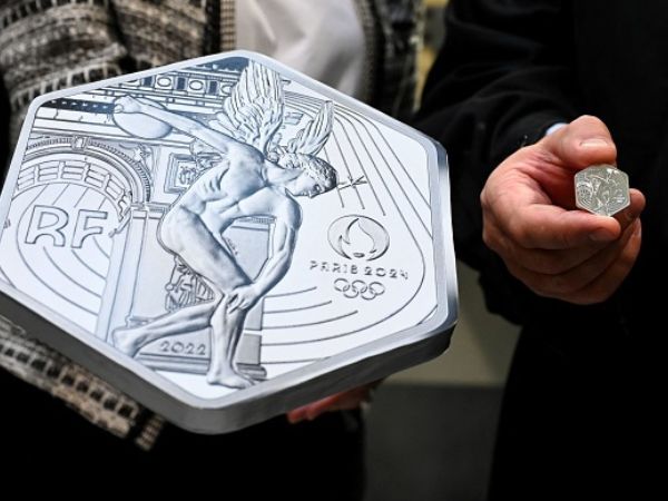 מטבע המשחקים שייערכו בפריז (EMMANUEL DUNAND/AFP via Getty Images)