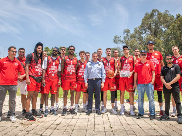 "הבאתם לכולנו גאווה" (חיל האוויר)
