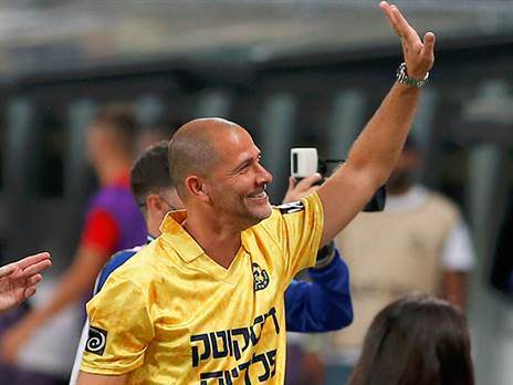 קשנצב זוכר טוב את הימים לצידו. נמני (אלן שיבר)