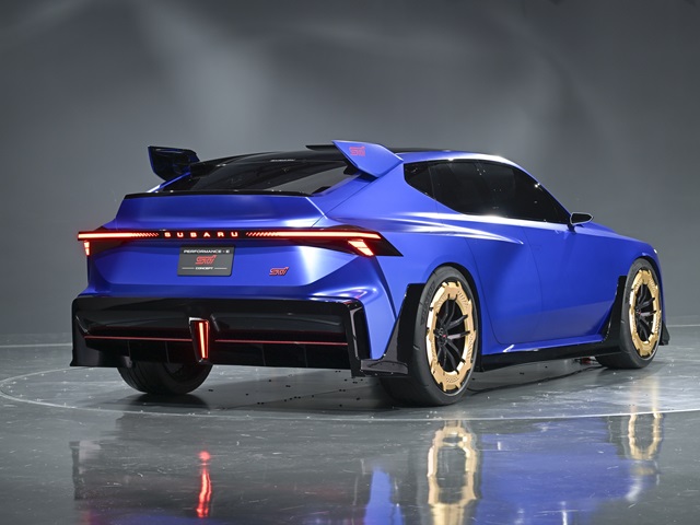 נראה טוב - אין ספק. אבל איך הביצועים והתנהגות הכביש?