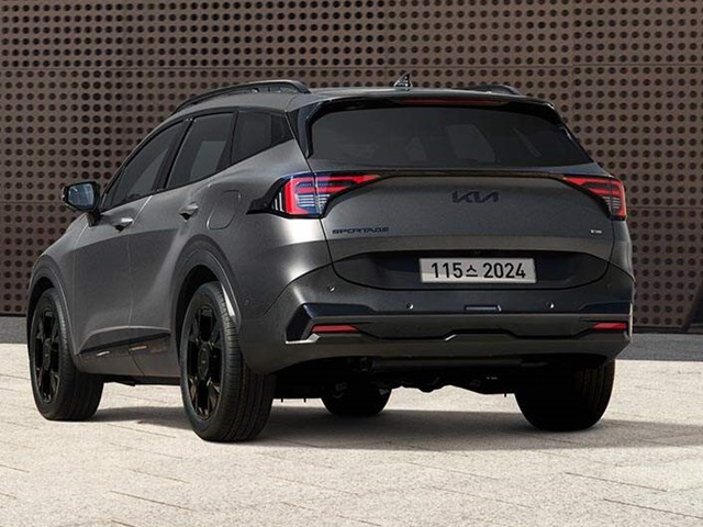 יחידת ההנעה זהה, אבל תוותרו על לא מעט אבזור