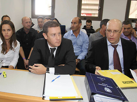 איך הוא יסביר את ההחלטה לפילנתרופ הקנדי? מורן מאירי (צילום: אלן שיבר)