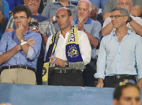 מיץ' גולדהאר הגיע מדי פעם לבלומפילד ובדרך כלל אהב את מה שראה (אלן שיבר)