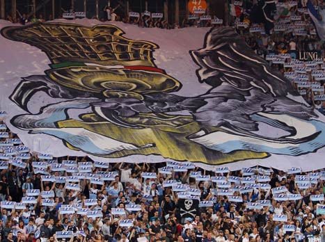 הצגה ביציעי האולימפיקו (Gettyimages)