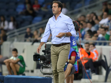 לוי. "מבין את הקהל" (יוסי שקל)