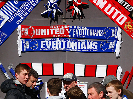 הצעיפים הוכנו במיוחד (gettyimages)