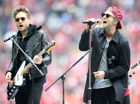 האוהדים זכו להופעה של וואן רפאבליק (getty)