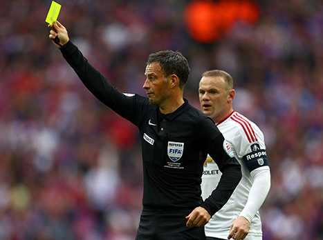 משחק לא קל לשיפוט עבור מארק קלאטנברג (gettyimages)