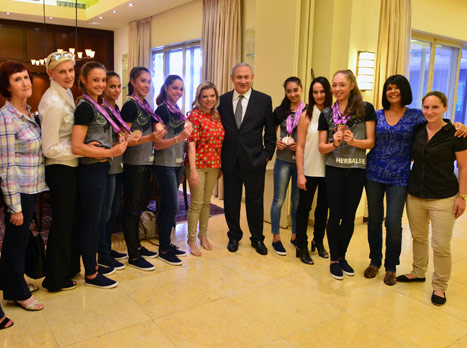 הביאו כבוד למדינה (קובי גדעון, לע"מ)