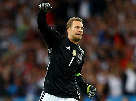 נוייר. עדיין לא ספג (getty)