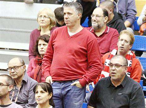 כהן לא חשש לחתוך בבשר החי, אבל נתקל באדישות (אלן שיבר)