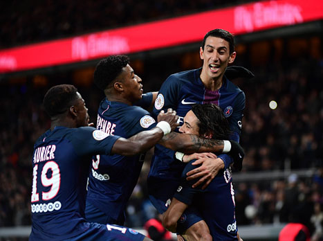 קבאני חוגג שער ליגה 23 העונה (Getty)