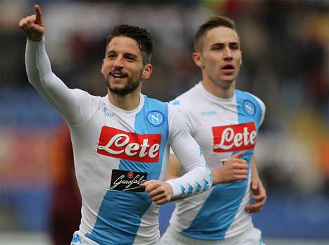 18 שערי ליגה. מרטנס (Getty)