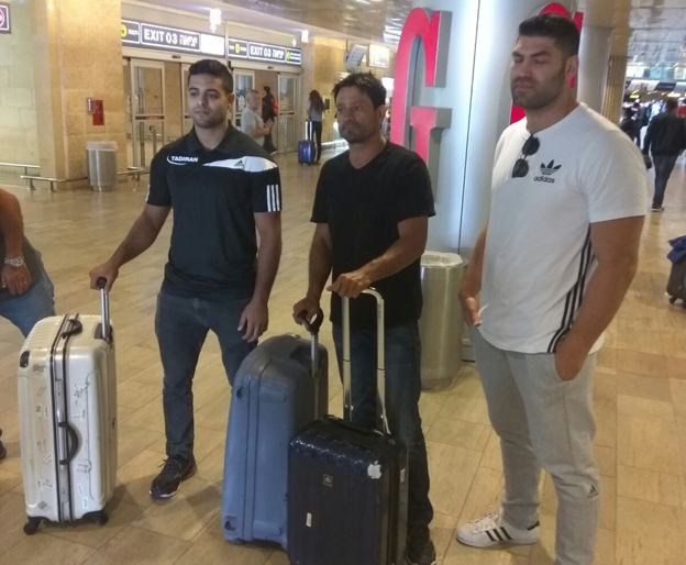 "מגיעים לנצח"