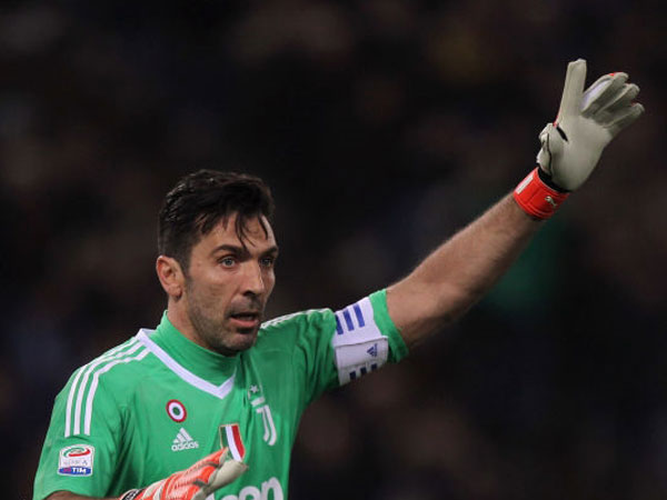 לא מרימים ידיים. יובה (getty)