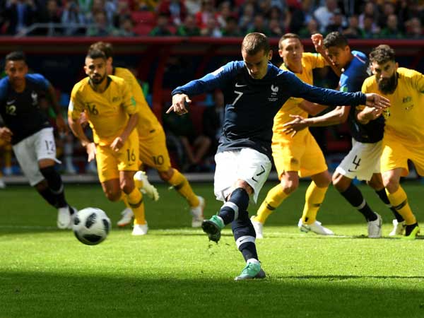 גריזמן התכבד בשער הראשון בטורניר מול אוסטרליה (getty)