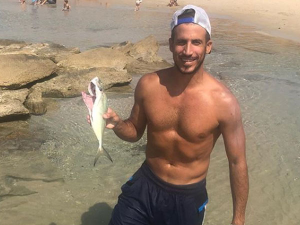 תחביב הילדות של ידין. דיג (מתוך חשבון האינסטגרם של ידין)
