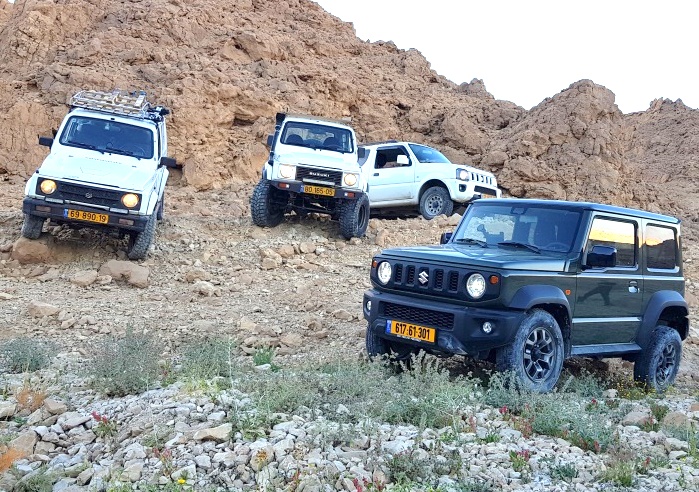 (צילומים: דרור ברלי)