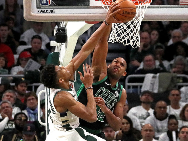 מילווקי חייבת למצוא לו פיתרון. הורפורד (getty)