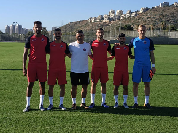 סילבס ושחקני הרכש החדשים, הערב באימון הבכורה