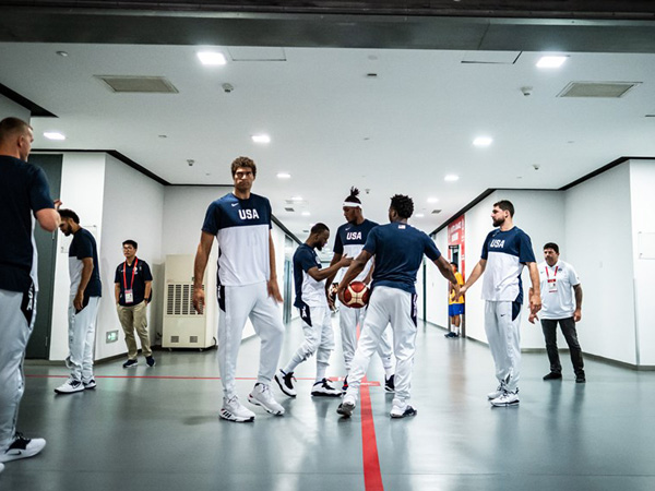 (FIBA)