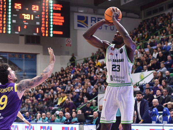 קולבי. הוליך את האיטלקים במחצית הראשונה (FIBA)