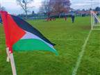 אין גבול: דגלי פלסטין במקום קרן באנגליה