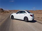 מבחן דרכים: מרצדס AMG C63S, כל מילה מיותרת